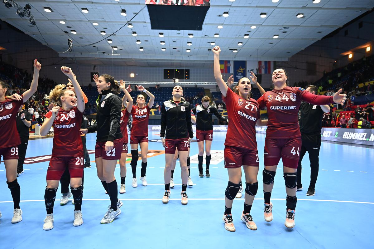 Ce victorie la București! Rapid o învinge pe Gyor, de 5 ori campioana Europei, și are avantaj la „directe”!