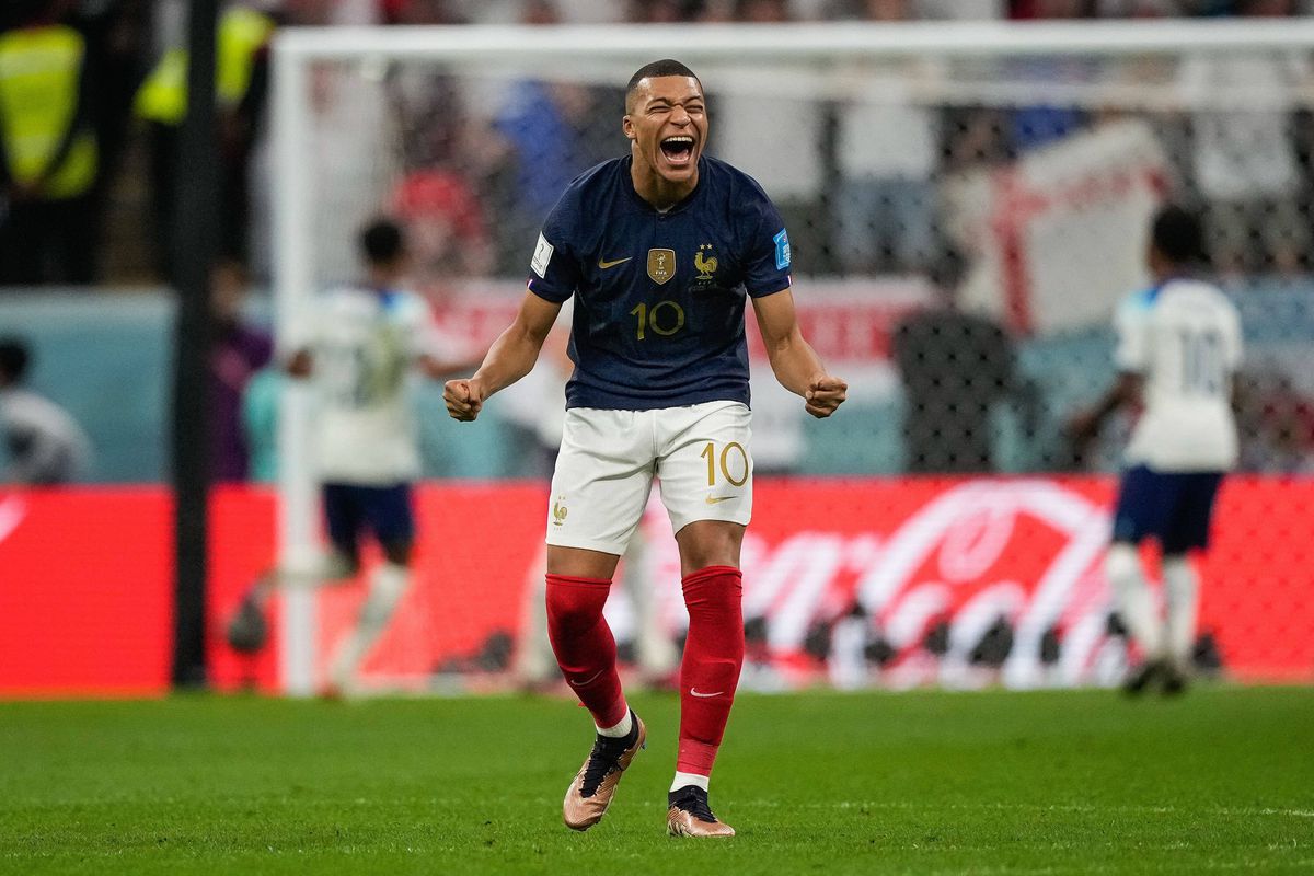 Cum s-a bucurat Kylian Mbappe în Anglia - Franța