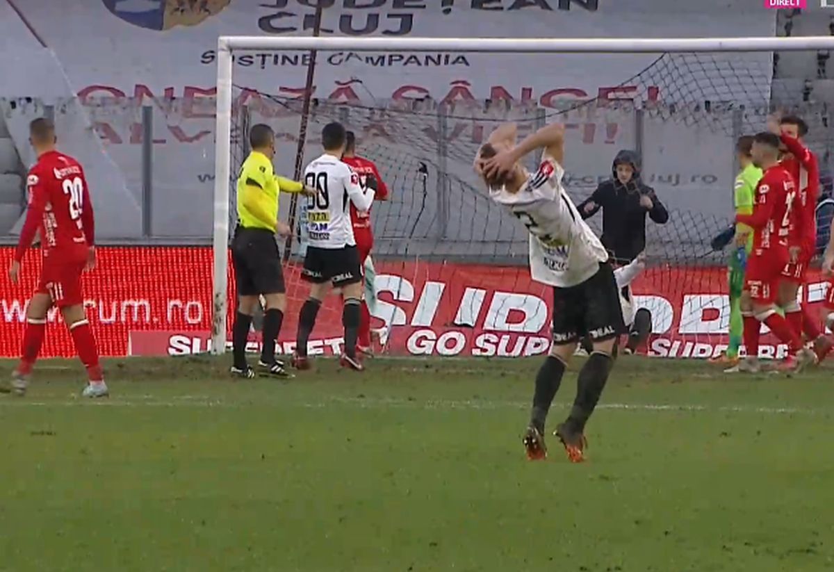 Scene de toată jena în Liga 1: „Ca în România. Romario Pires ar trebui plătit”