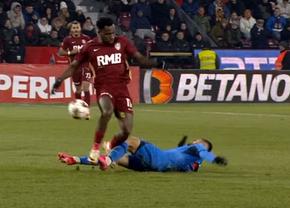 4 foști jucători dau verdictul în cea mai încinsă fază din CFR Cluj - FCSB: „Așa mi se pare”