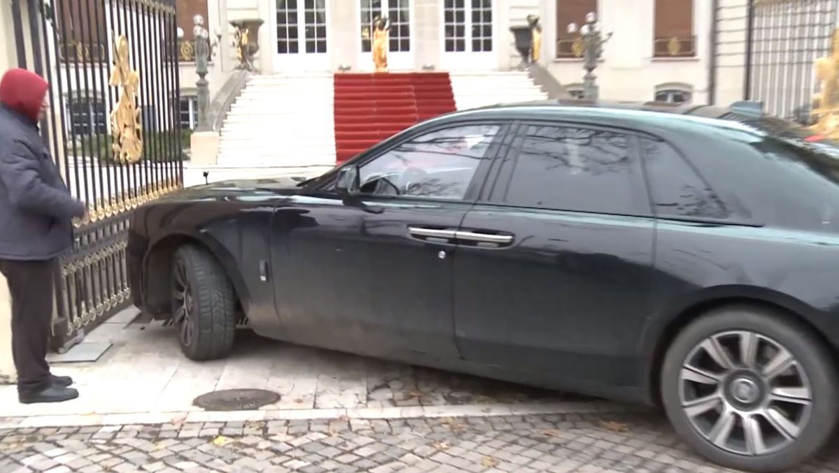 Gigi Becali, probleme cu Rolls Royce-ul