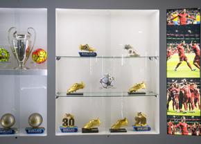 Cum arată cele mai spectaculoase 10 camere cu trofee: imaginea virală publicată de fiul lui Rooney » Ronaldo are propriul lui muzeu
