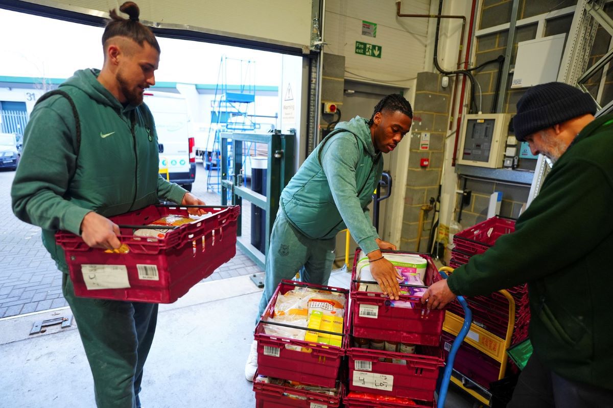 „Drăgușin e mult mai sus decât era Van Dijk la 22 de ani!” » Afirmații îndrăznețe despre fundașul lui Tottenham: „Câți români reușesc asta?”