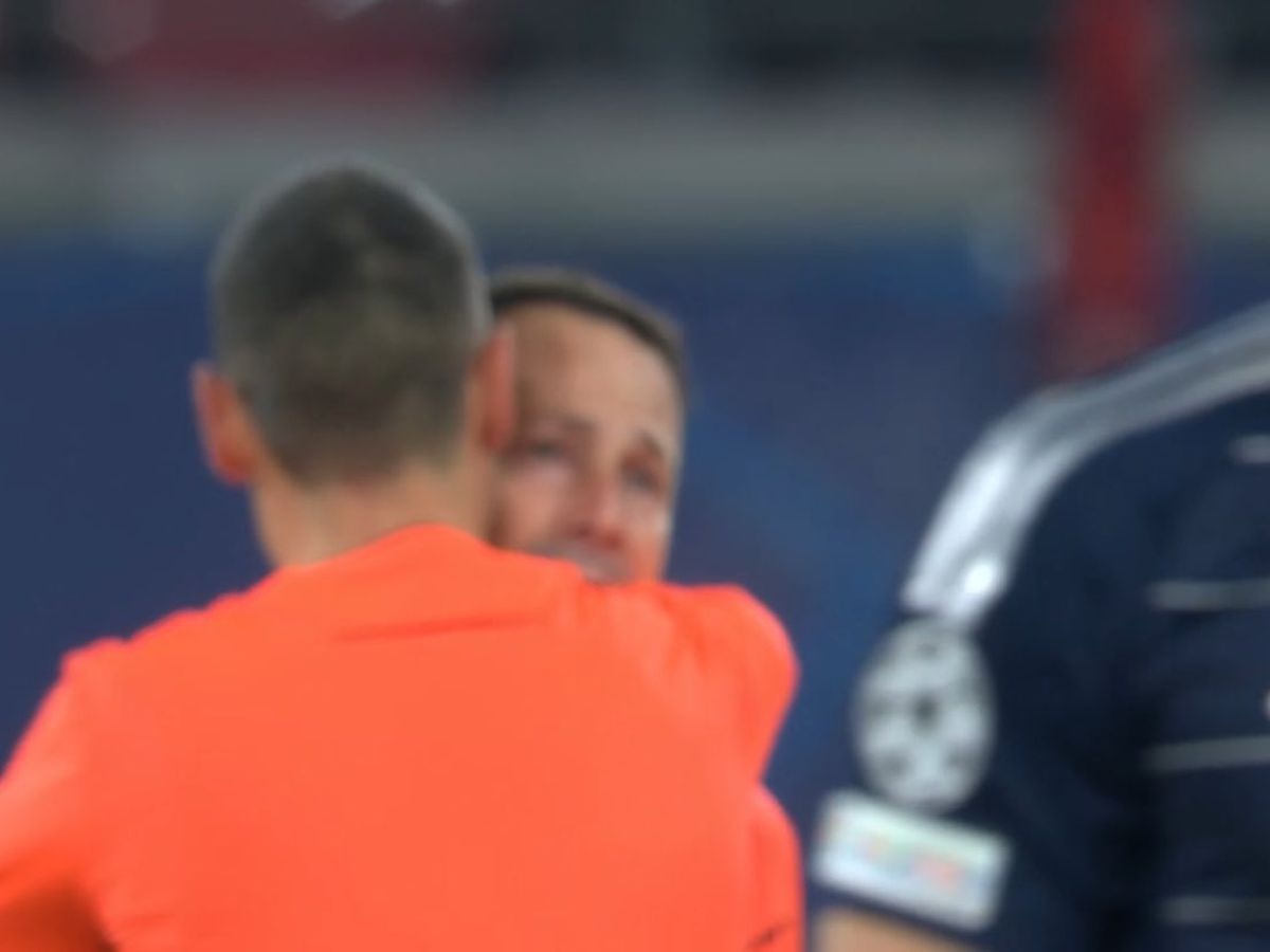 Arbitrul Alessandro Giallatini, în lacrimi la ultimul meci al carierei