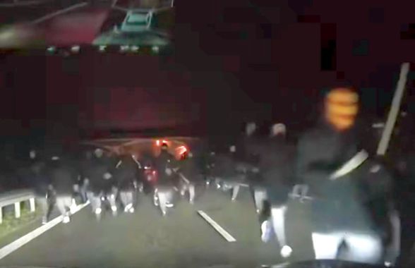 Incidente grave, înaintea duelului din această seară » Huligani înarmați cu ciocane și bâte au atacat autocarele!