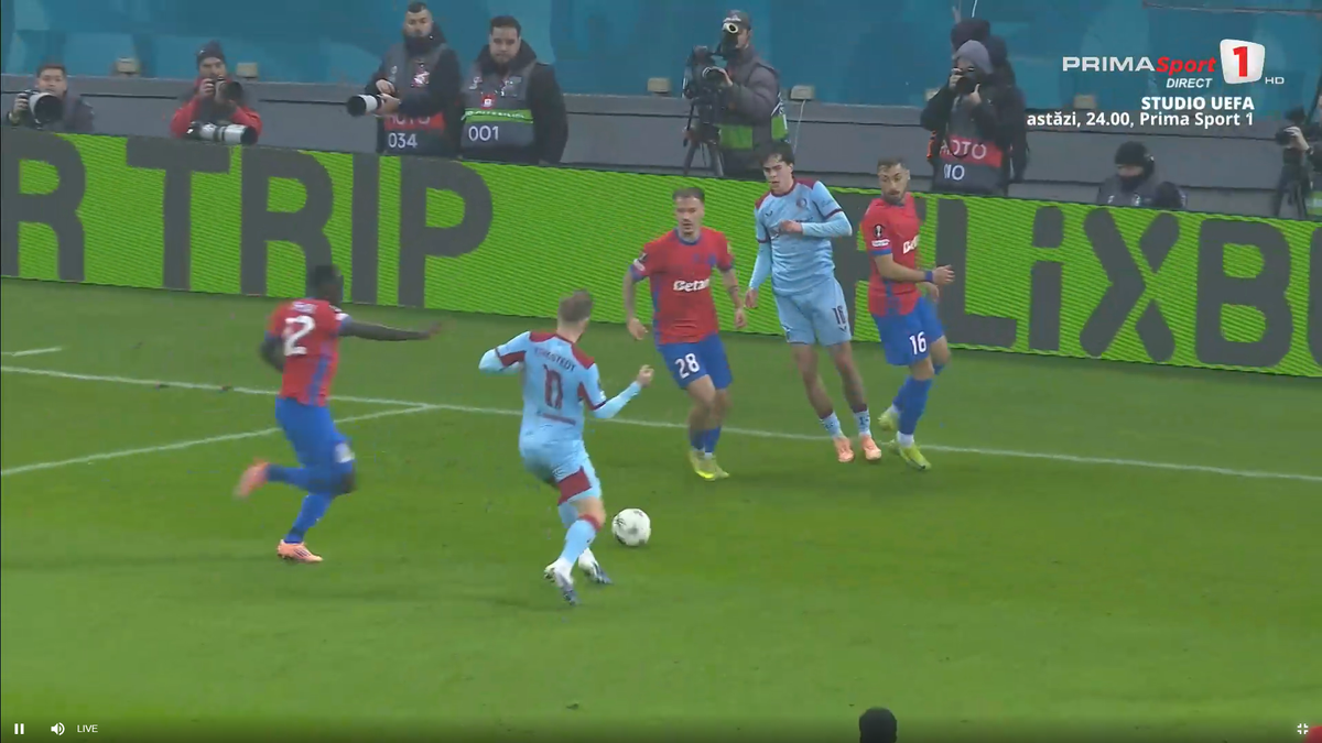 Penalty anulat la VAR în FCSB - Feyenoord