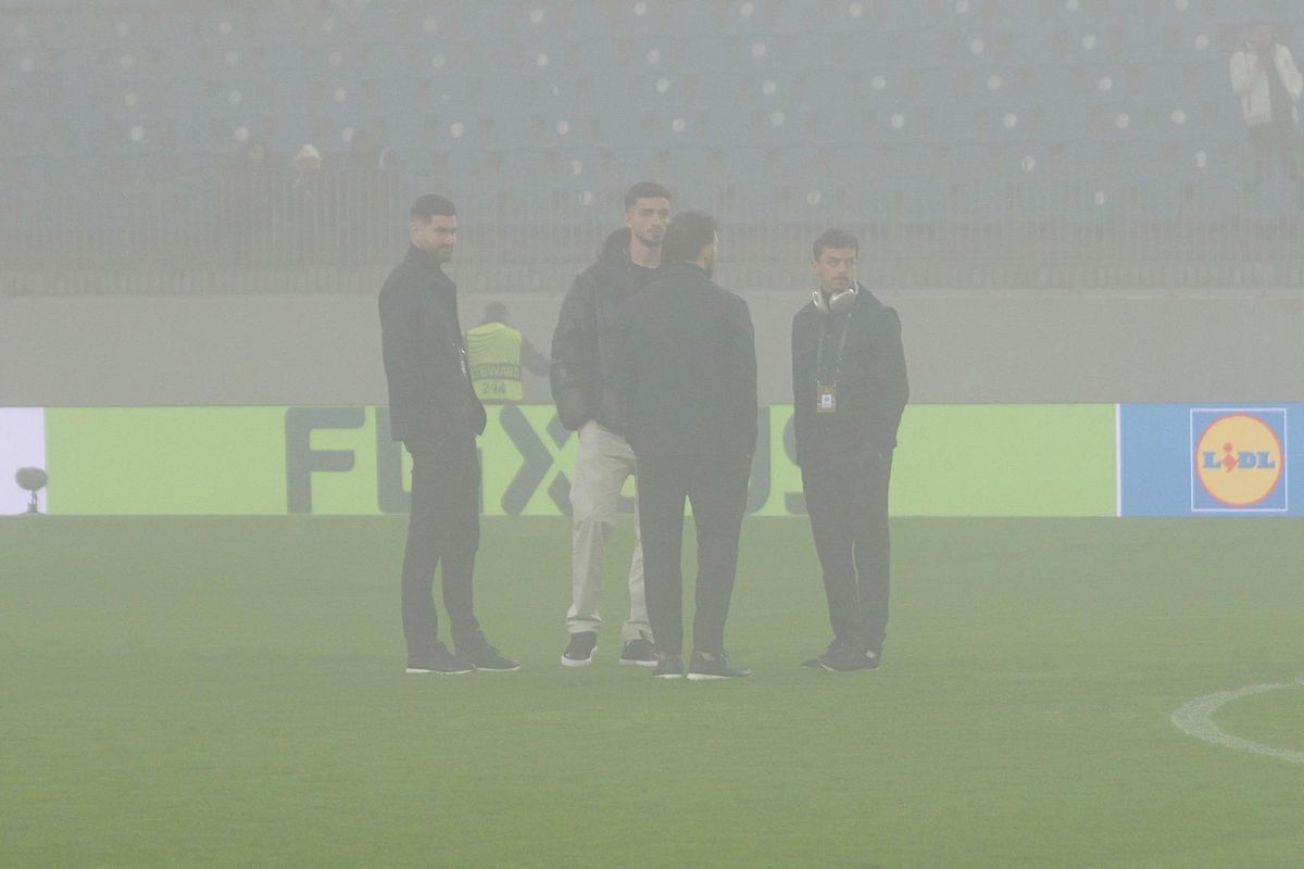 Craiova - Sparta Praga, imagini de pe gazon