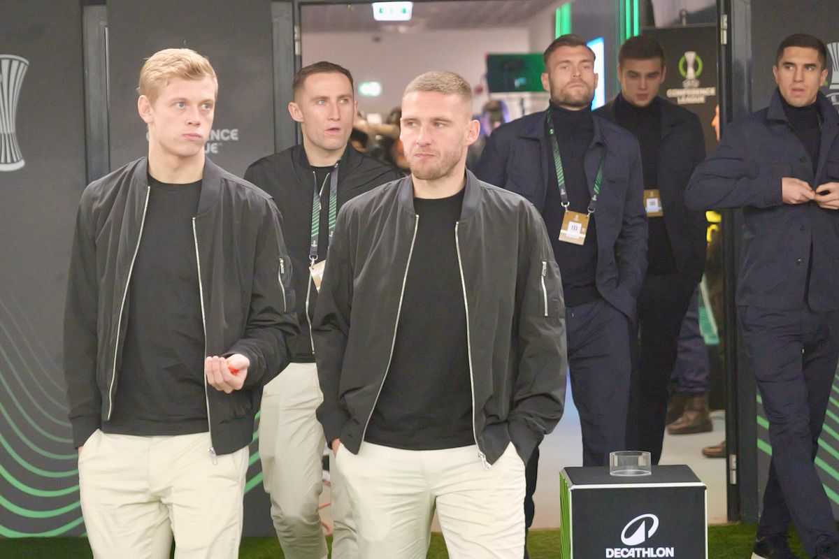 Craiova - Sparta Praga, imagini de pe gazon