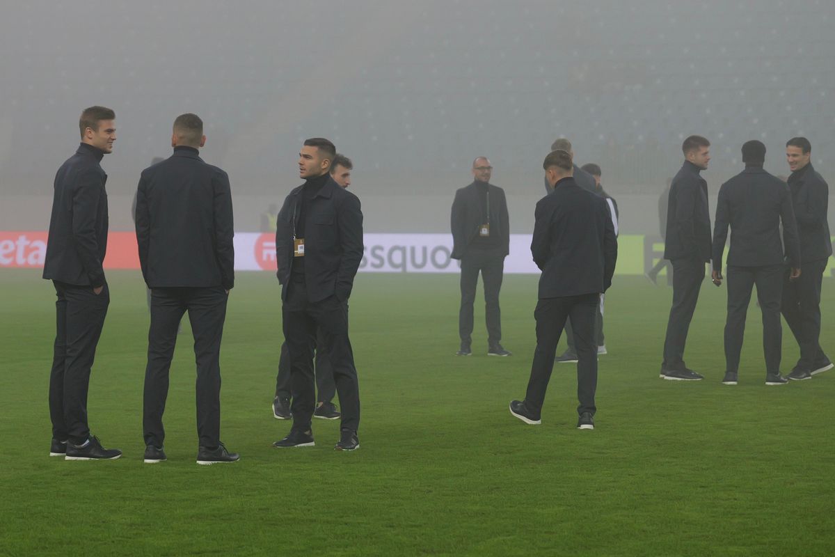 Craiova - Sparta Praga, imagini de pe gazon