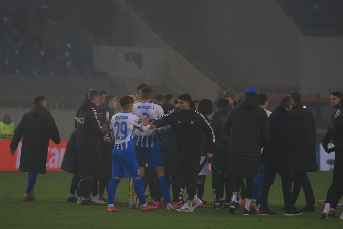 Ce s-a întâmplat pe teren după Craiova - Sparta Praga