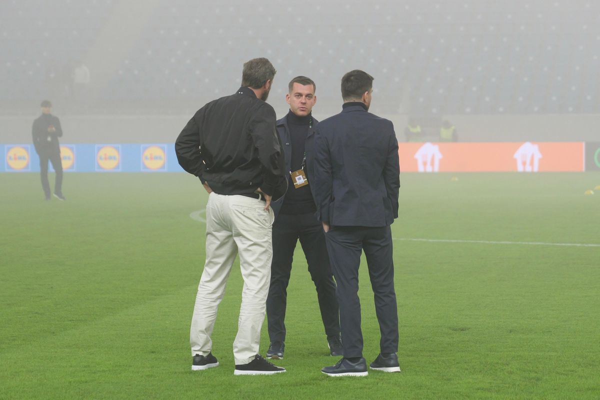 Craiova - Sparta Praga, imagini de pe gazon