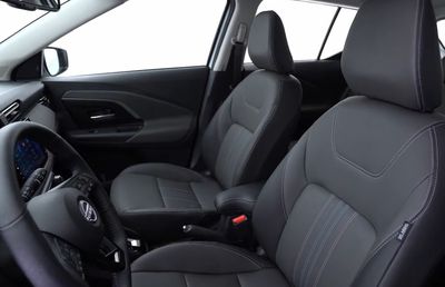 Gigantul auto copiază noua Dacia Duster » Va fi „fratele” modelului românesc