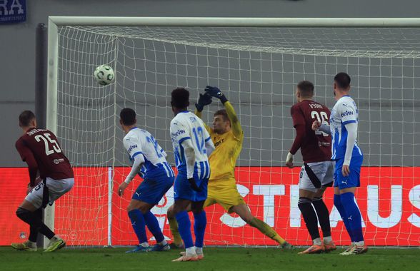 A găsit minusul titularului de la Universitatea Craiova: „E foarte slab”