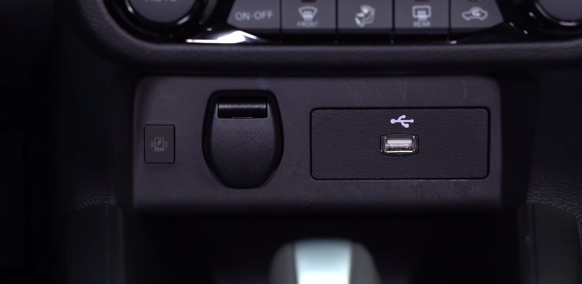 Gigantul auto copiază noua Dacia Duster » Va fi „fratele” modelului românesc