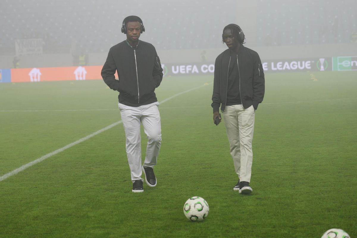 Craiova - Sparta Praga, imagini de pe gazon