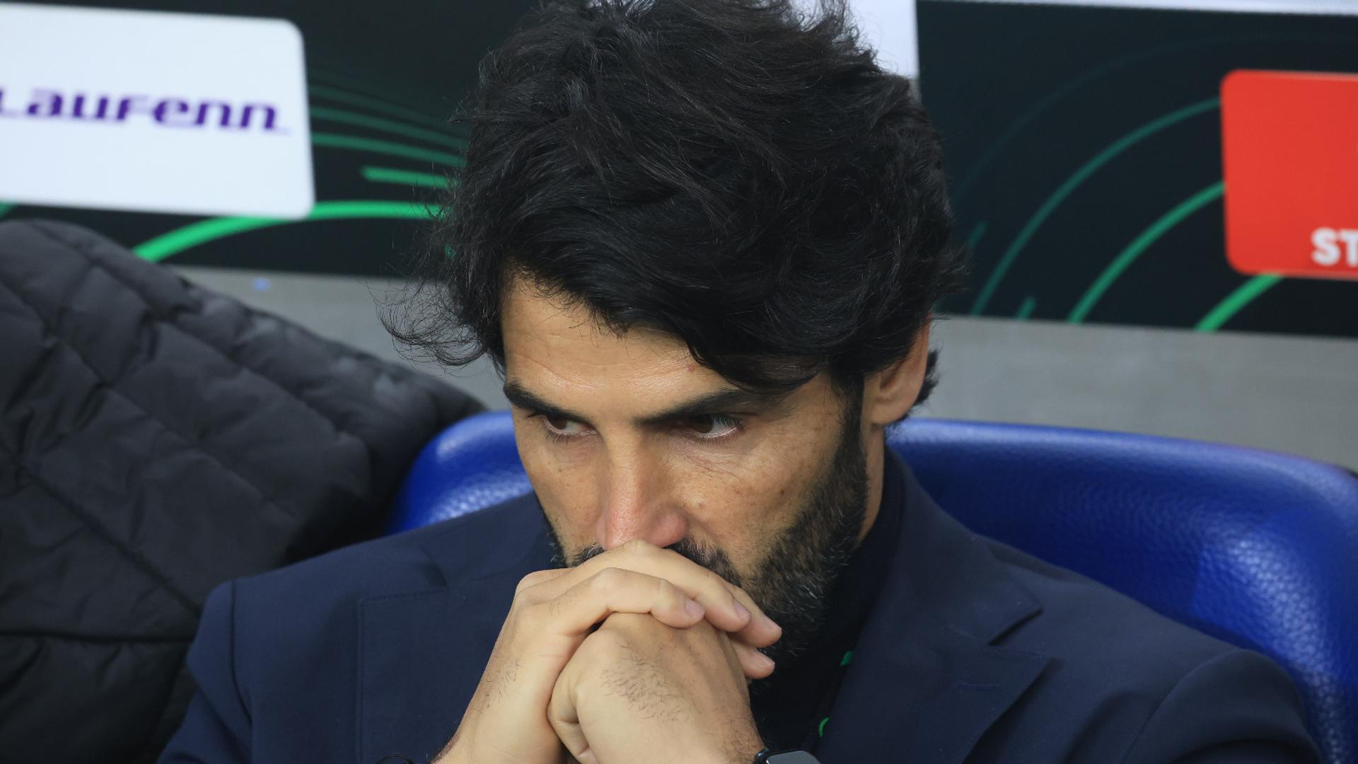 Filipe Coelho vorbind la conferința de presă după meciul Hermannstadt, analizând clasament Superliga și strategia echipei Craiova. | sursa foto: Gazeta Sporturilor