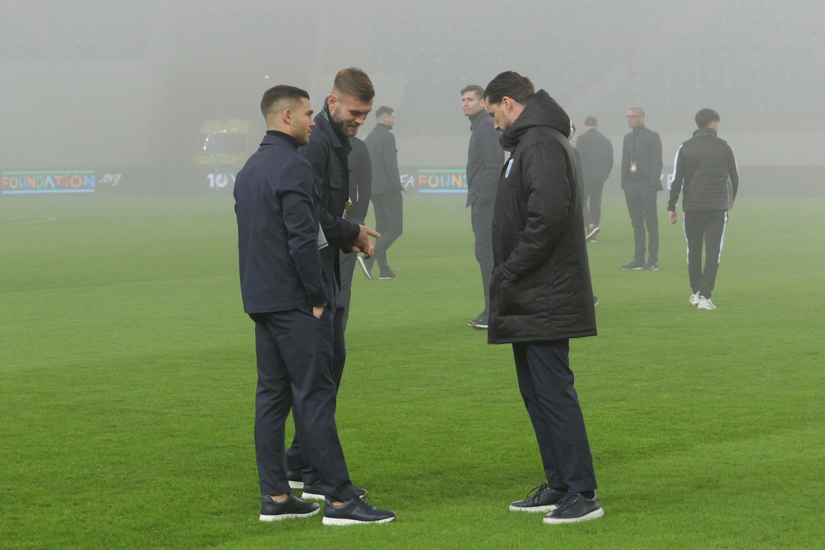 Craiova - Sparta Praga, imagini de pe gazon