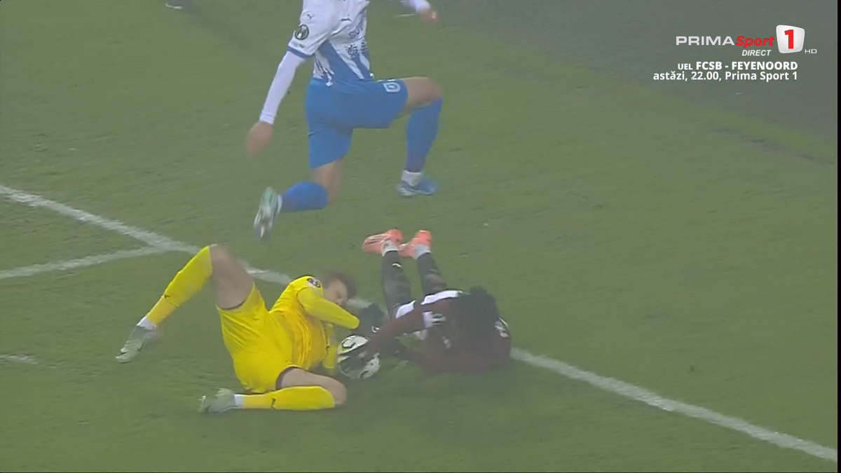 Intrare dură la Universitatea Craiova - Sparta Praga: mijlocașul cehilor i-a dat un genunchi în cap lui Isenko » Trebuia eliminat?