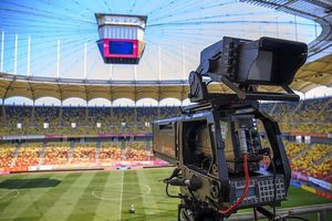 Cine transmite la TV Universitatea Craiova - Sparta Praga și FCSB - Feyenoord