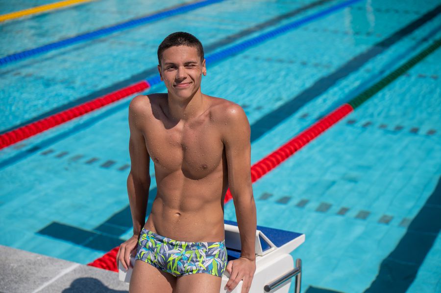 David Popovici în 2021 la bazinul exterior din cadrul complezului Lia Manoliu FOTO GSP „Trebuie obsesie, dar și liniște” » David Popovici e „Sportivul Anului” și vorbește într-un interviu-eveniment despre o mare provocare: „N-am trecut niciodată prin așa ceva”