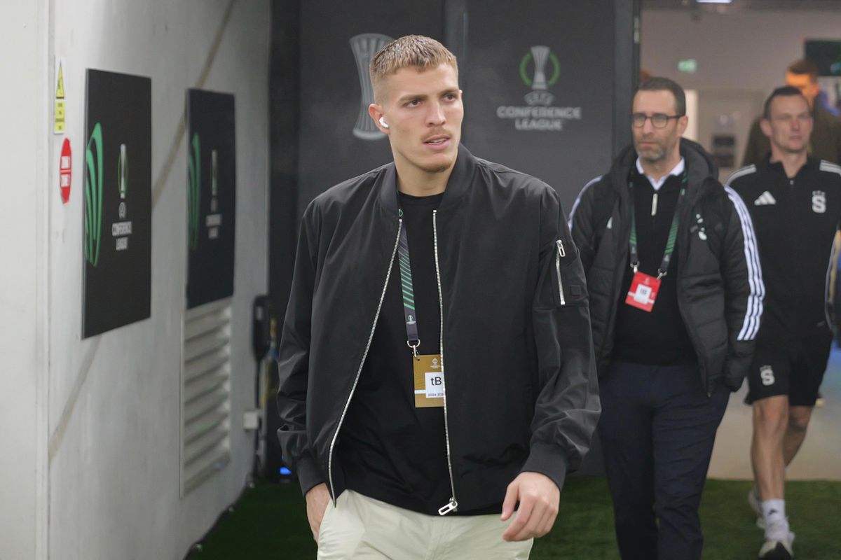 Craiova - Sparta Praga, imagini de pe gazon