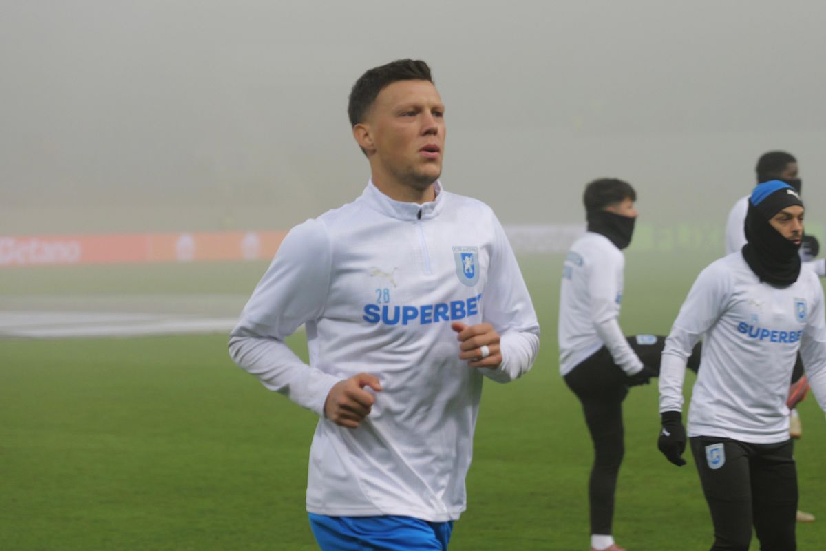 Craiova - Sparta Praga, imagini de pe gazon