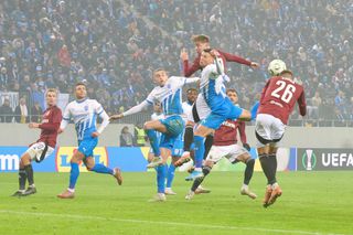 Universitatea Craiova a anunțat lotul pentru duelul cu AEK Atena » Două reveniri la meciul decisiv