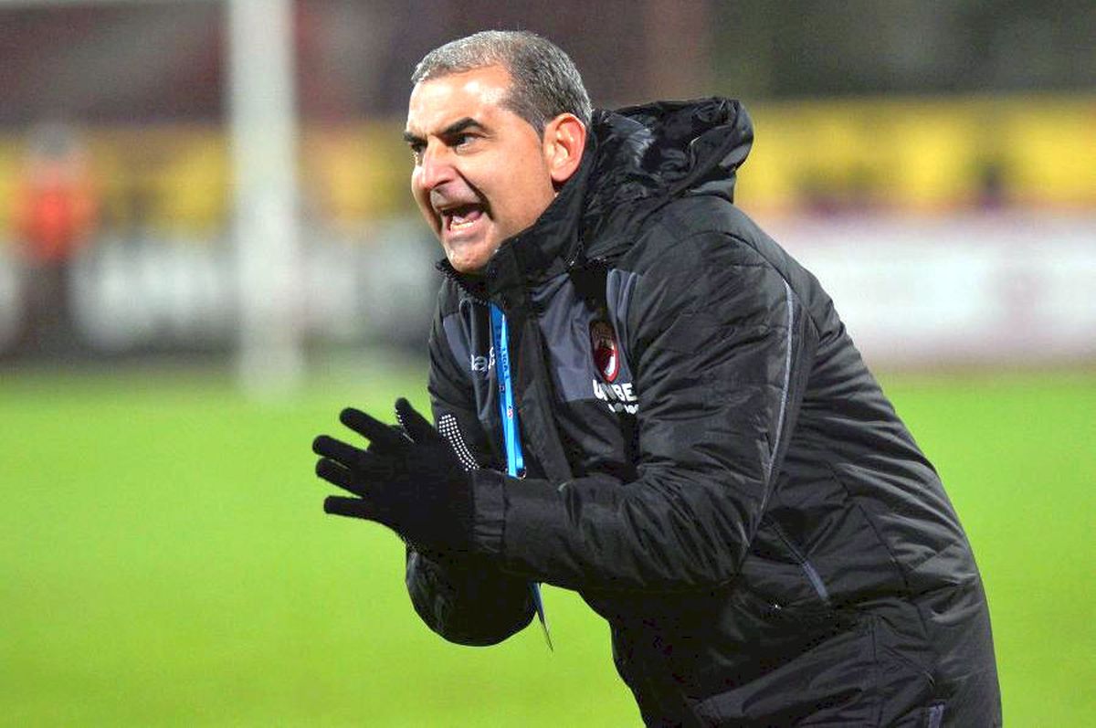 DINAMO. Gane, intr-o situație incredibilă la Dinamo! Obligat să mizeze pe un puști cu doar 45 de minute în Liga 1