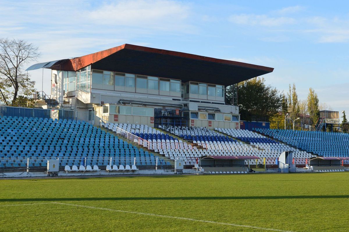 FOTO EXCLUSIV Cum arată acum stadionul Oțelului, la 10 ani de la cucerirea titlului în Liga 1