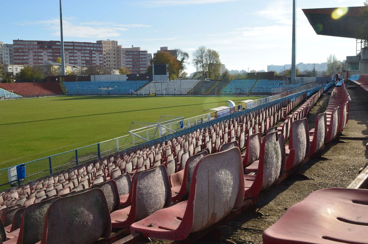 FOTO EXCLUSIV Cum arată acum stadionul Oțelului, la 10 ani de la cucerirea titlului în Liga 1