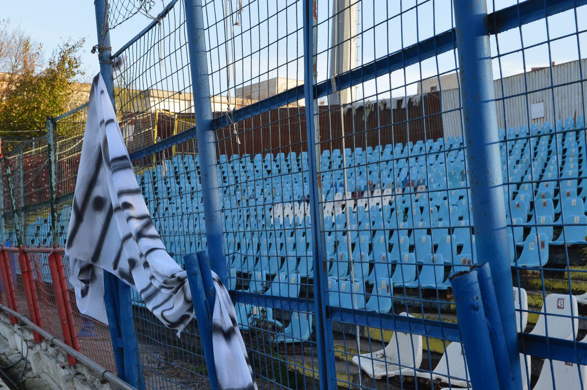 FOTO EXCLUSIV Cum arată acum stadionul Oțelului, la 10 ani de la cucerirea titlului în Liga 1