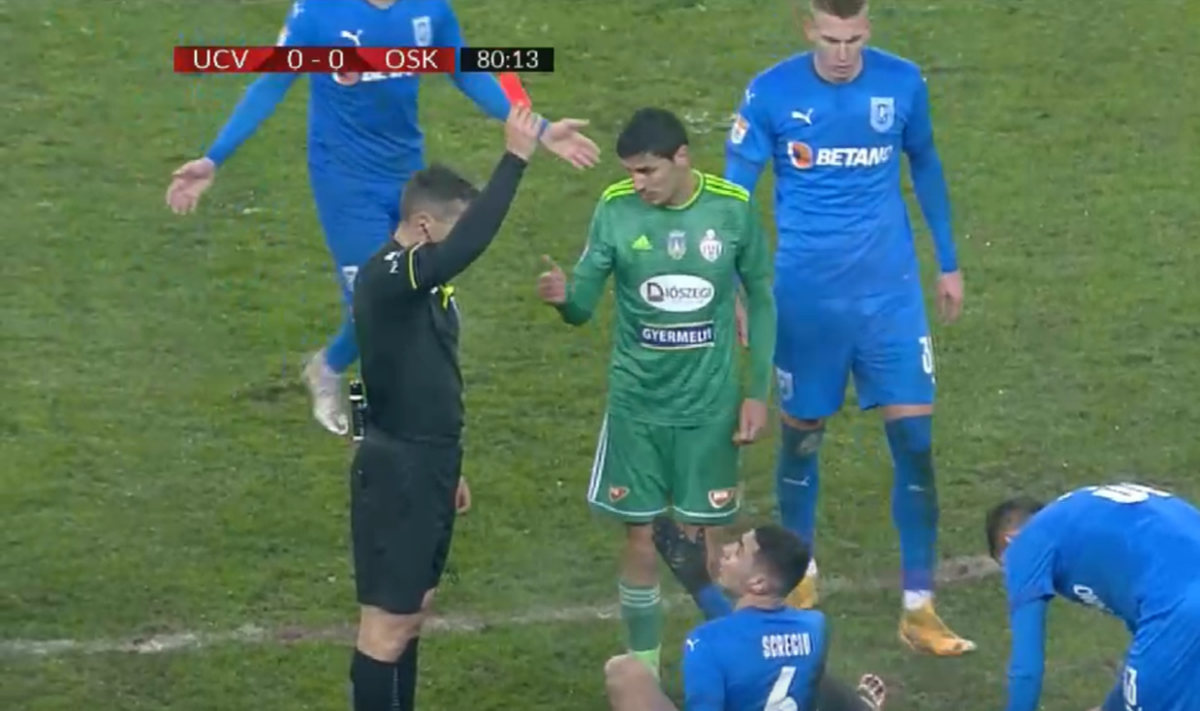 FOTO Primul cartonaș roșu încasat de Craiova în ultimii doi ani!