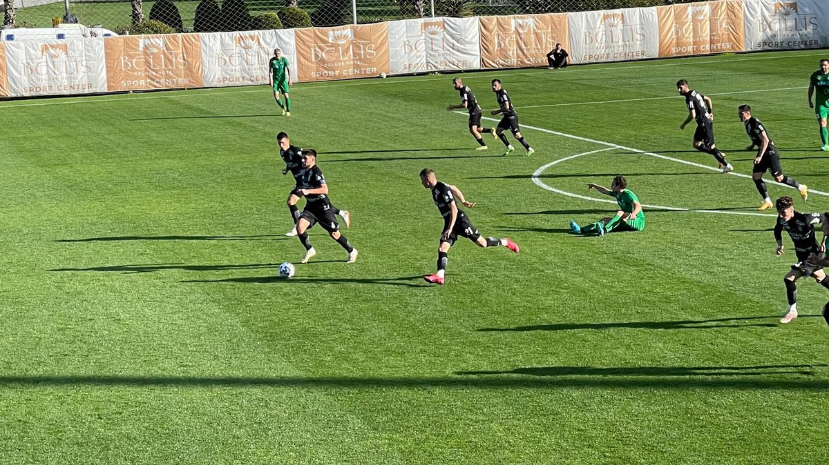 Săndoi, iritat după amicalul pierdut la scor de Chindia: „Sunt nemulțumit”