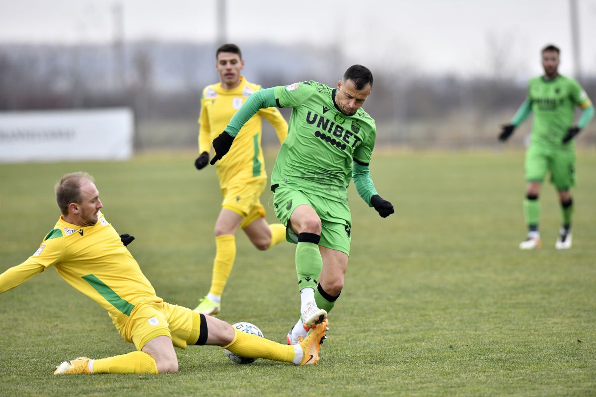 Vraiște! 3 probleme pe care Dinamo trebuie să le rezolve urgent în 2022, anul în care retrogradarea bate la ușă