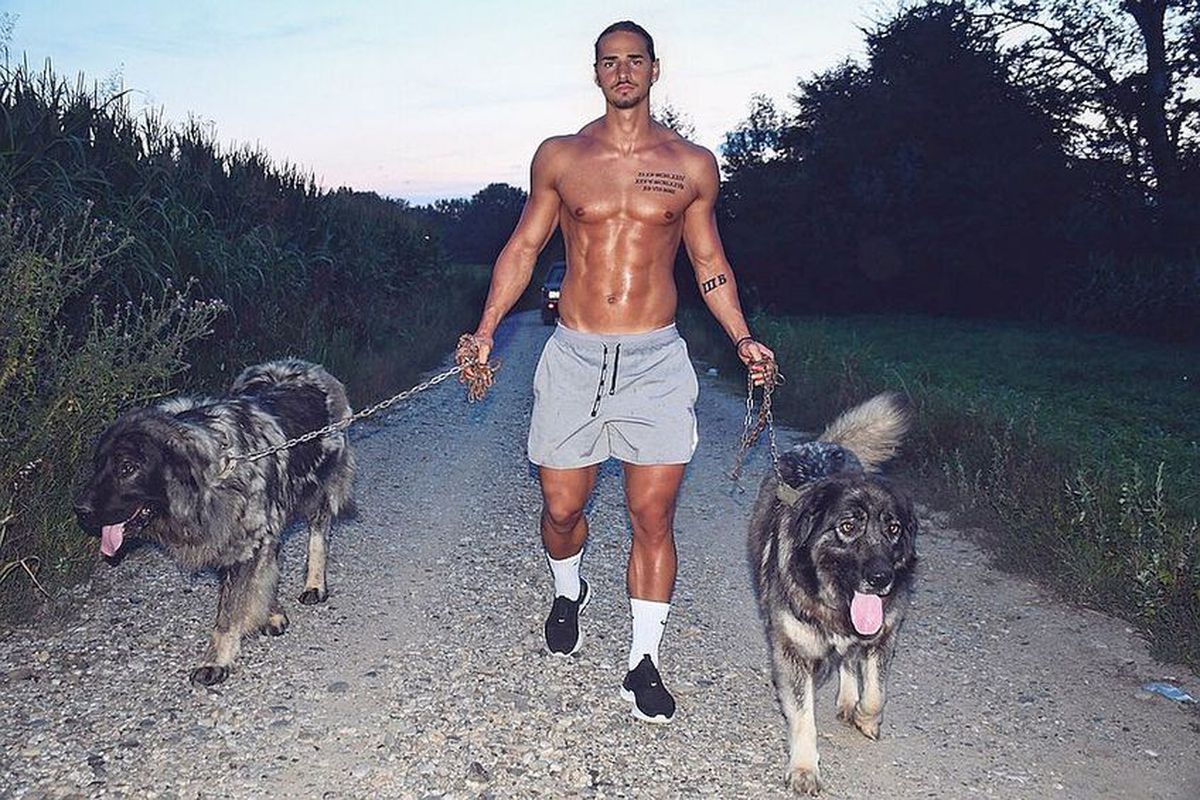 Mulțescu l-a dat afară, dar acum revine în probe la Dinamo: „O să-l vedem câteva zile”