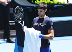 Djokovic, tot mai antipatic în vestiar: „Mereu găsește o cale pe lângă reguli. E dificil pentru noi, restul jucătorilor, să acceptăm”