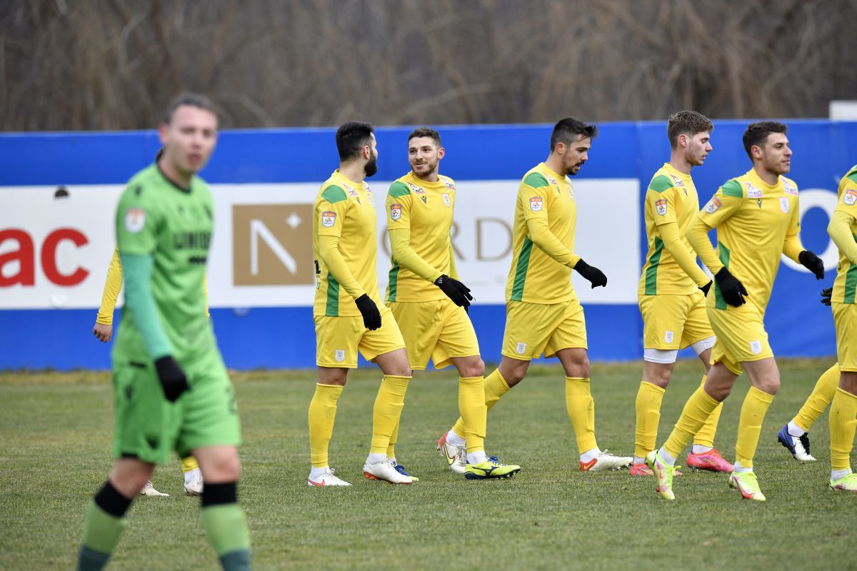 Flavius Stoican anunţă despărţirea de un jucător: „E blocat psihic! Multă lume l-a înjurat. Nu mai poate continua!”