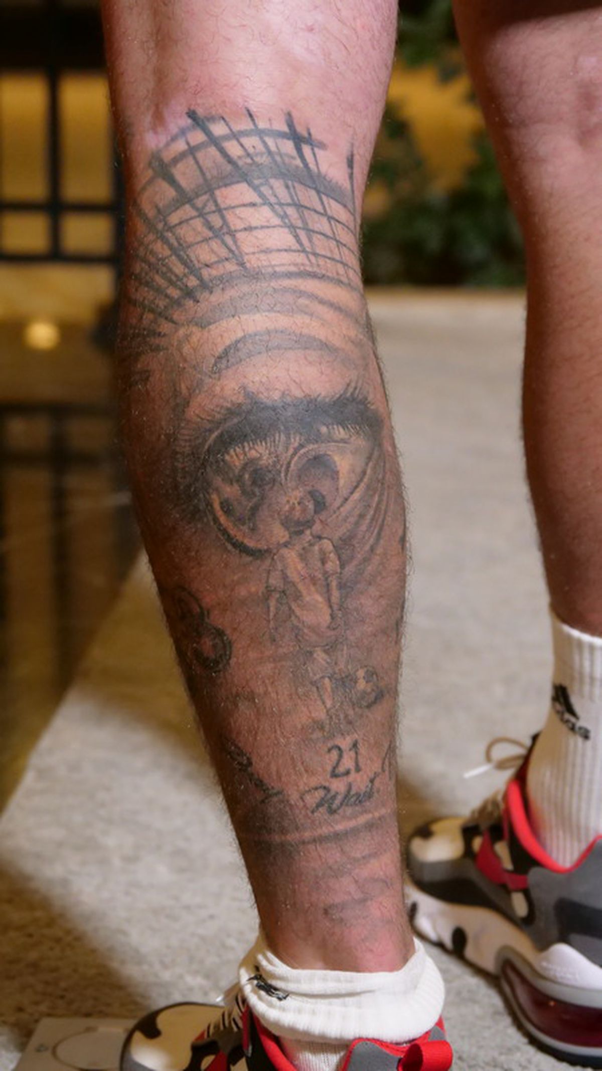 Și-a tatuat viaţa pe corp » Roland Niczuly, căpitanul lui Sepsi, are peste 20 de tatuaje și vrea să-și mai facă și altele