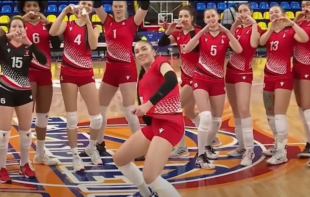 Mișcările incredibile prin care a vrut să distragă atenția în meciul din Liga Campionilor »  Ce a urmat: „Sunt copleșită”