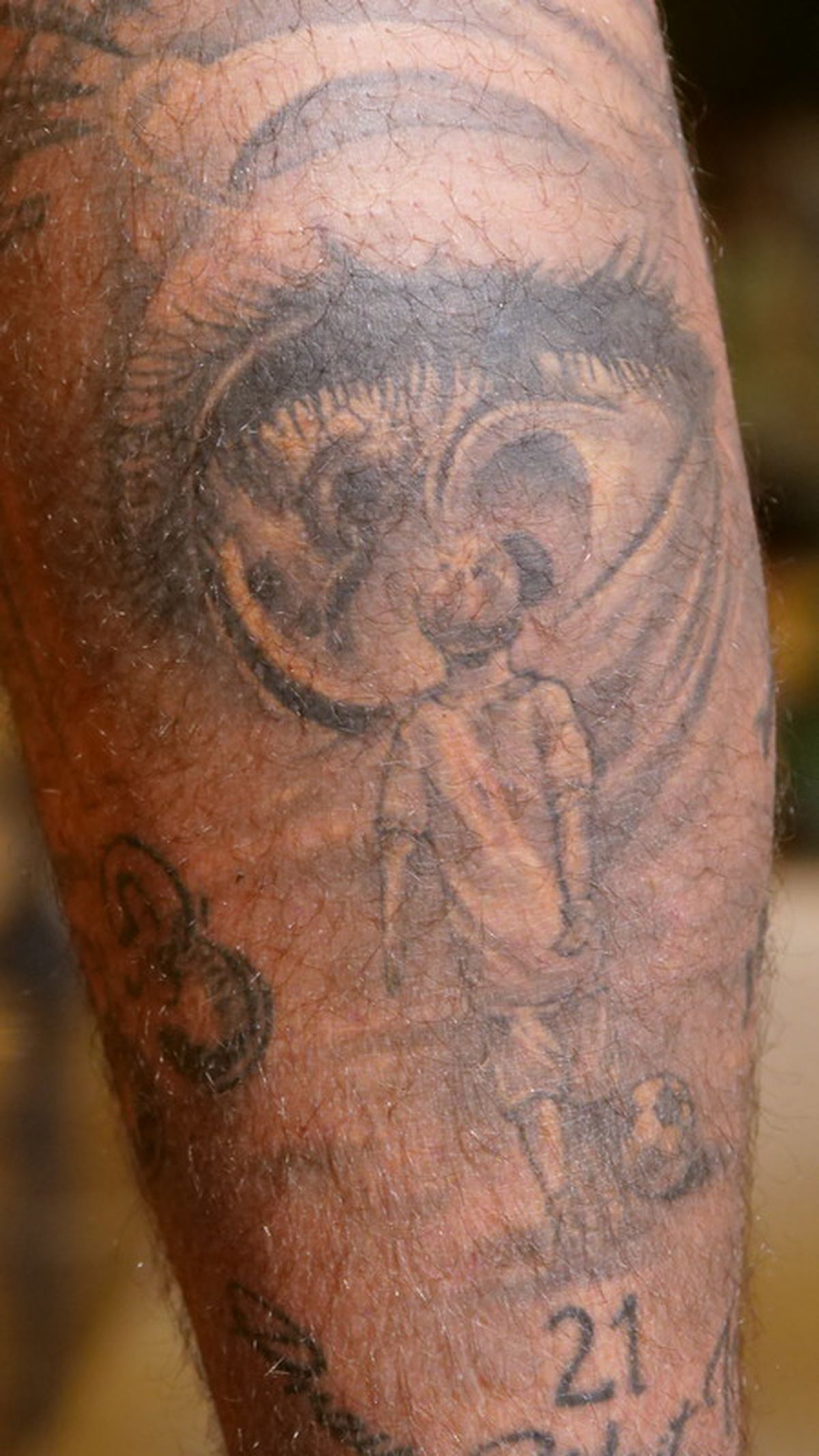 Și-a tatuat viaţa pe corp » Roland Niczuly, căpitanul lui Sepsi, are peste 20 de tatuaje și vrea să-și mai facă și altele