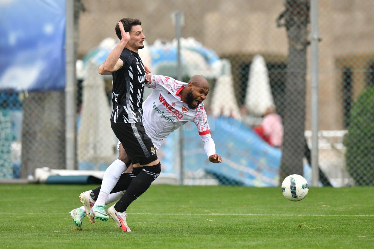 Charleroi - Dinamo 6-2 » Dinamo, echipă de Liga 1 în prima repriză, partea a doua, rușinoasă!