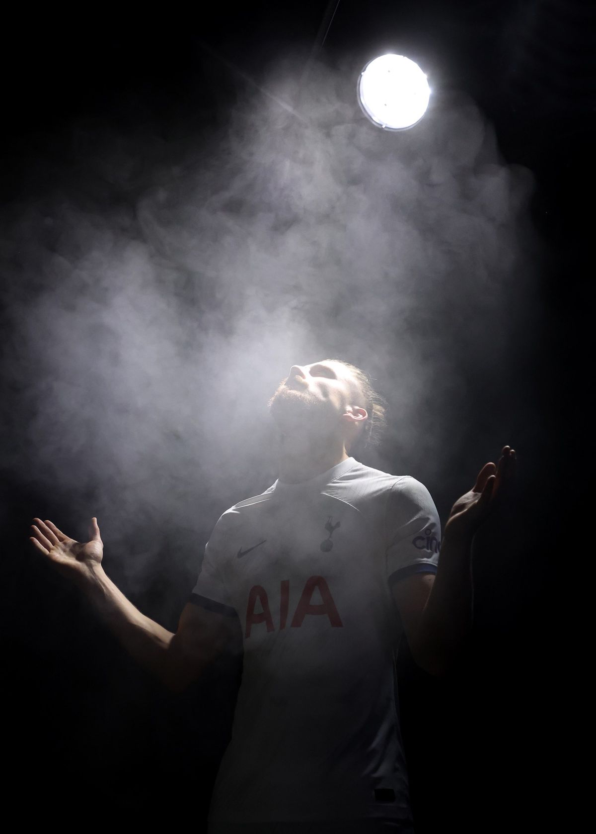 Detaliul remarcat de fanii lui Tottenham la primul antrenament al lui Drăgușin: „Râd de 5 minute”