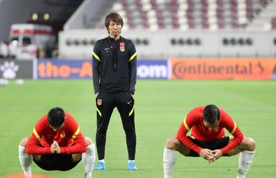 Val de condamnări! 18 persoane plătesc cu ani grei de închisoare pentru corupție, în campionatul unde joacă 4 români!