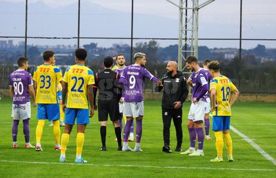 Încăierare generală în amicalul Rapidului din Antalya » Imaginile surprinse de reporterii GSP