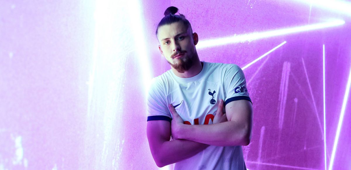 Când poate debuta Drăgușin la Tottenham » Anunțul impresarului: „Ar putea zice că l-au băgat să-l linșeze”