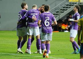 Rapid a pierdut ultimul amical din cantonament, 2-3 în fața belgienilor de la Westerlo » Meci înțesat de momente tensionate!