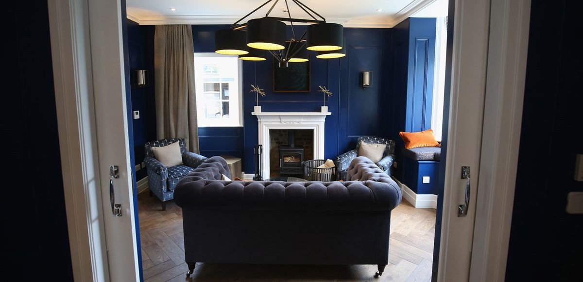 Așa arată complexul de 5 stele în care locuiește Drăgușin după transferul la Tottenham