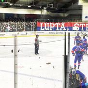 Echipa de hochei a „militarilor”, susținută frenetic de suporteri în „Allianz-Țiriac Arena” din Otopeni / Sursă foto: Facebook@ AS 47