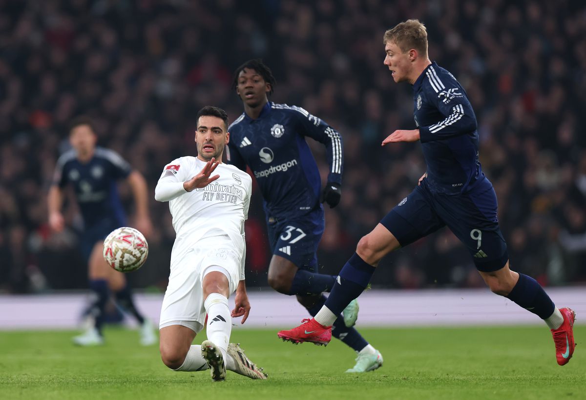 Decizia neașteptată a proprietarului Manchester United! 3 legende, cu salariile micșorate