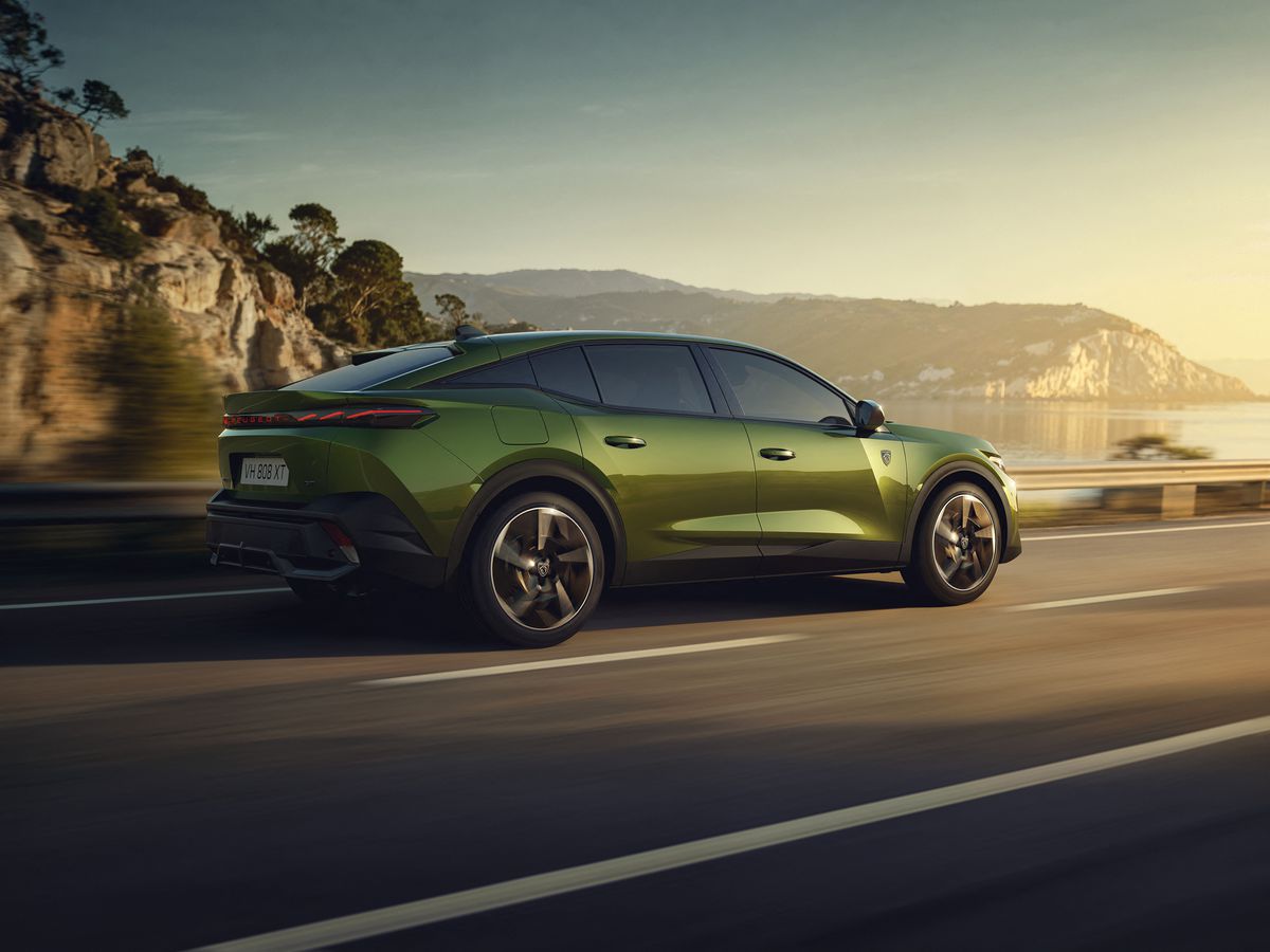 Noul Peugeot se lansează în România și vine cu un detaliu care atrage toate privirile! Se va bate pentru supremație cu Toyota sau Volkswagen